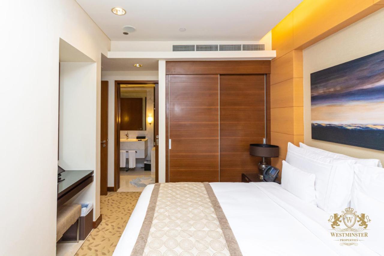 Westminster Dubai Mall Exterior foto A bedroom at Westminster International University